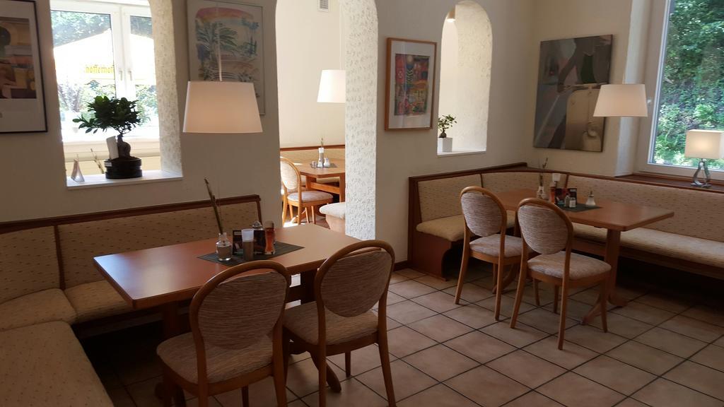 Hotel Bergische Schweiz Velbert Esterno foto