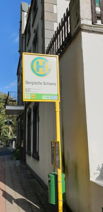 Hotel Bergische Schweiz Velbert Esterno foto