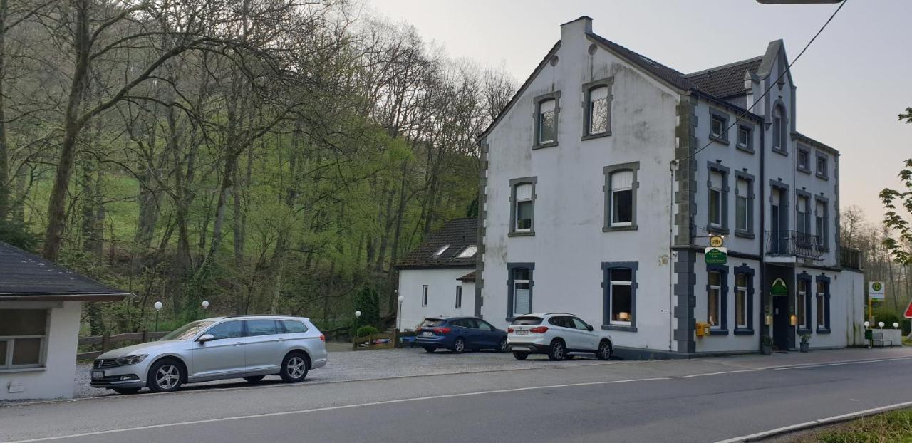 Hotel Bergische Schweiz Velbert Esterno foto